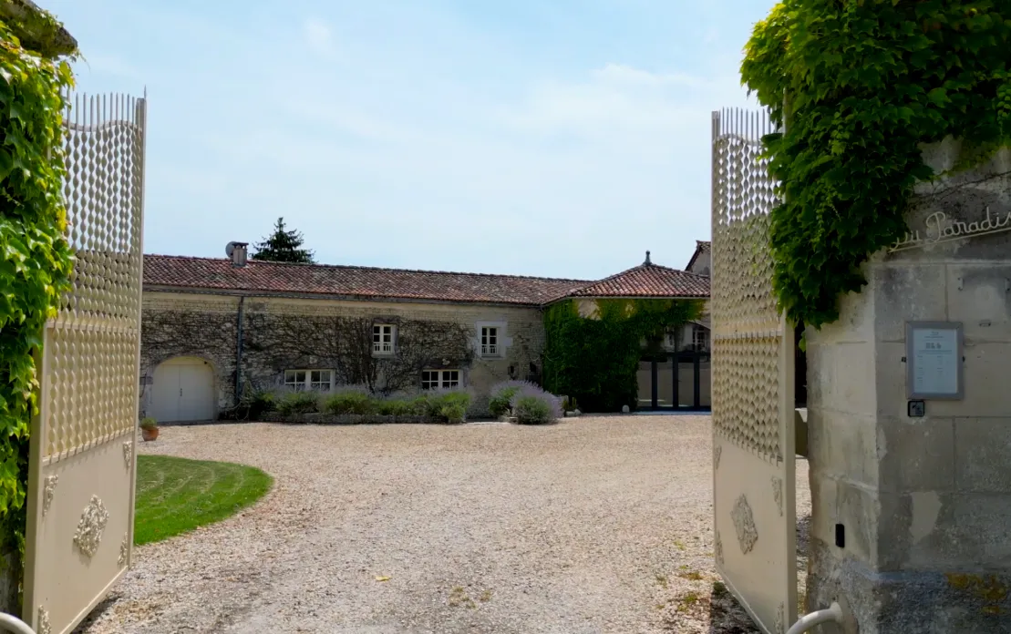 logis-du-paradis-criteuil-la-magdeleine-wedding-venue-barbezieux-saint-hilaire-logis-blanche/$a[1];?>