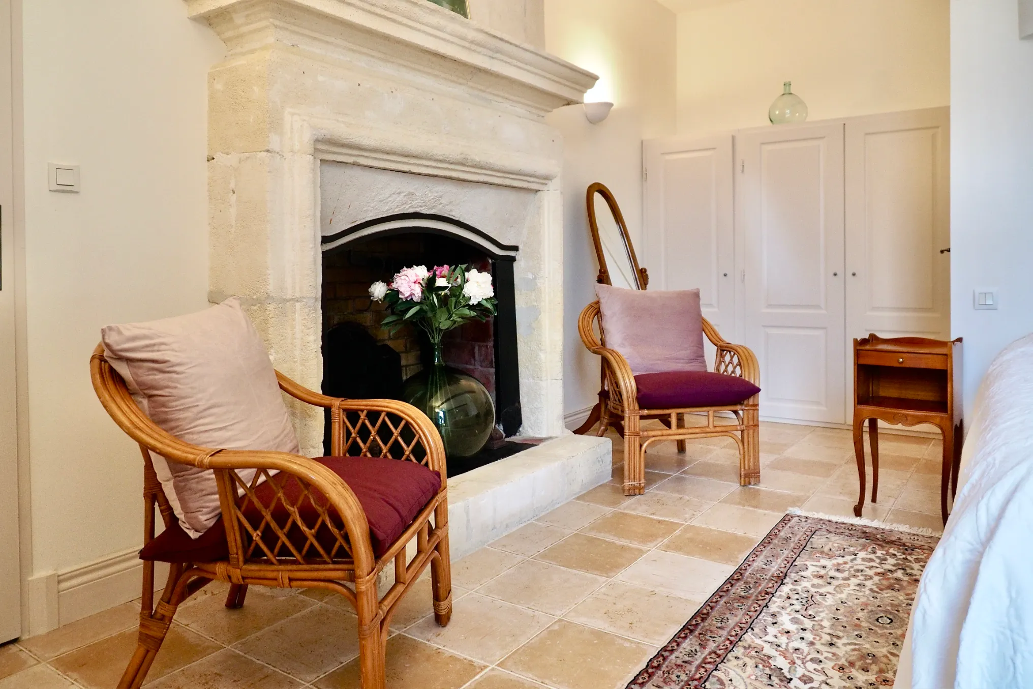 Iris Room Bed and Breakfast in Charente.