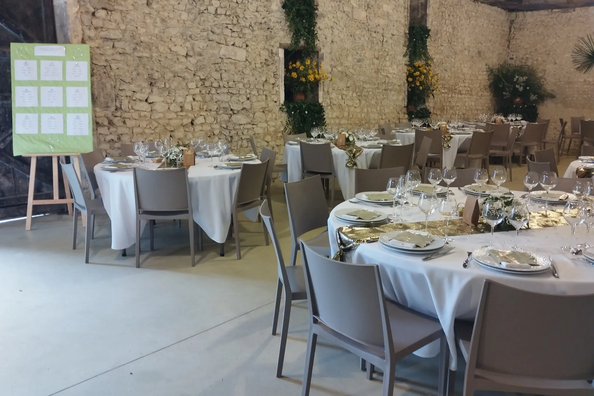 Great Hall - Charente.